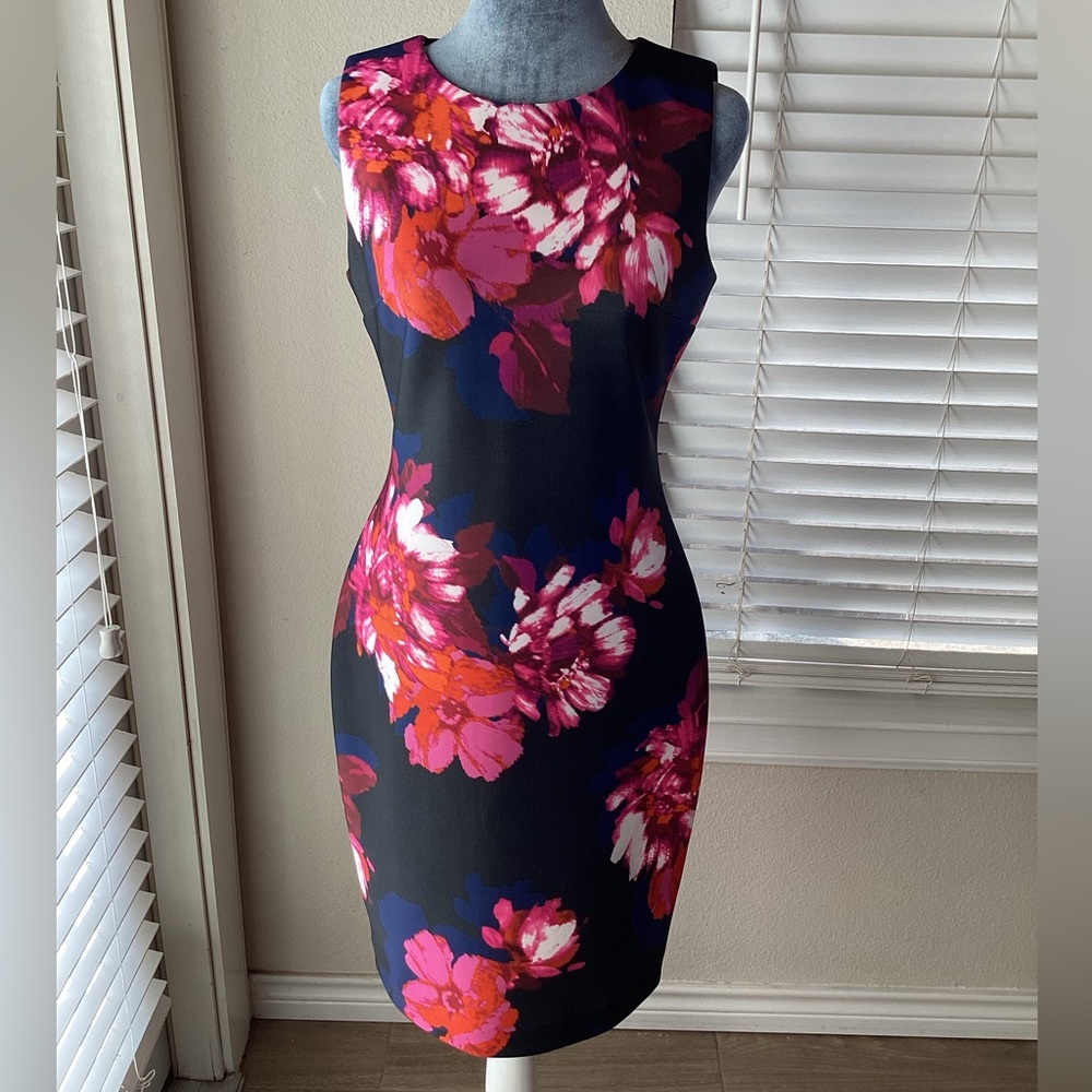 Tommy Hilfiger Floral Sheath Size 4